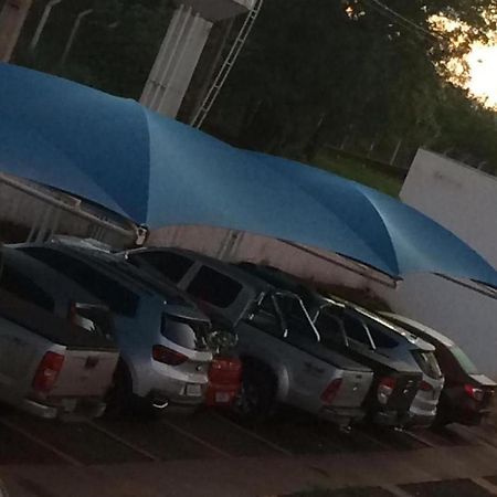 Pousada Primavera Olimpia-Sp Proximo Ao Termas Dos Laranjais Ngoại thất bức ảnh